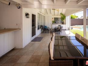 6449 Radford Avenue, North Hollywood CA 91606