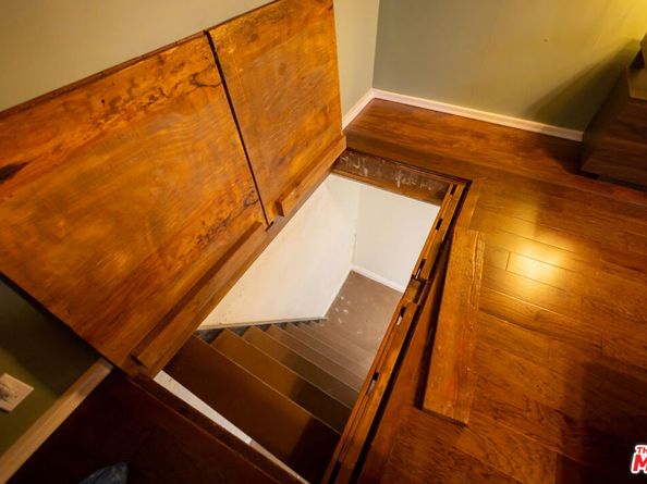 6449 Radford Avenue, North Hollywood CA 91606