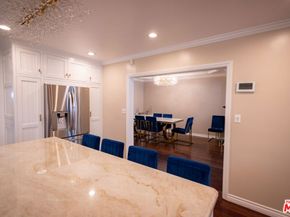 6449 Radford Avenue, North Hollywood CA 91606