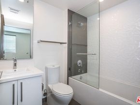 11764 Idaho Avenue 301, Los Angeles CA 90025