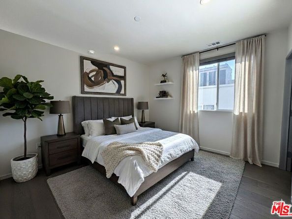 11764 Idaho Avenue 301, Los Angeles CA 90025