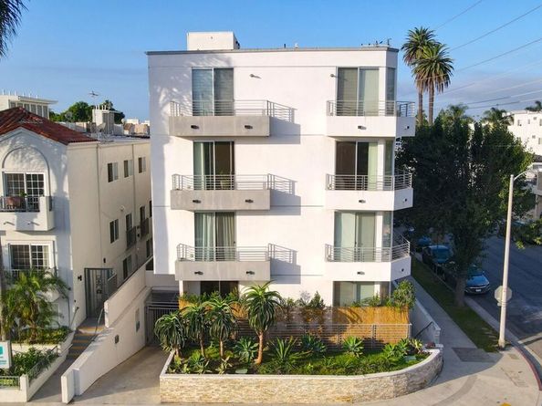 11764 Idaho Avenue 301, Los Angeles CA 90025