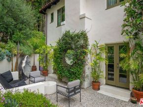 7939 Hillside Avenue, Los Angeles CA 90046