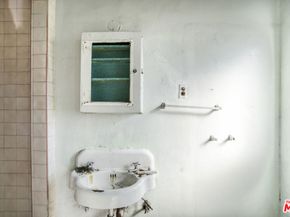 1042 Wilcox Avenue, Los Angeles CA 90038