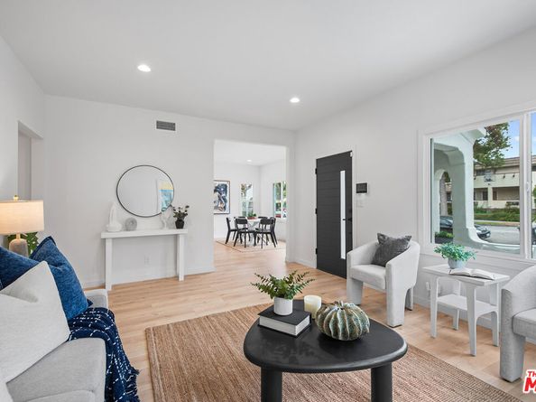 3626 E 1st Street, Long Beach CA 90803