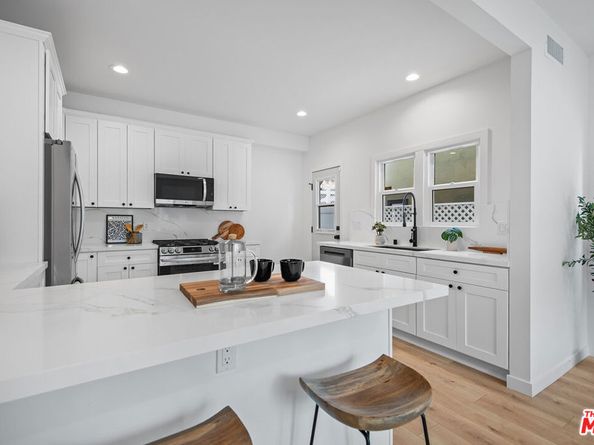 3626 E 1st Street, Long Beach CA 90803