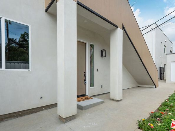 3626 E 1st Street, Long Beach CA 90803