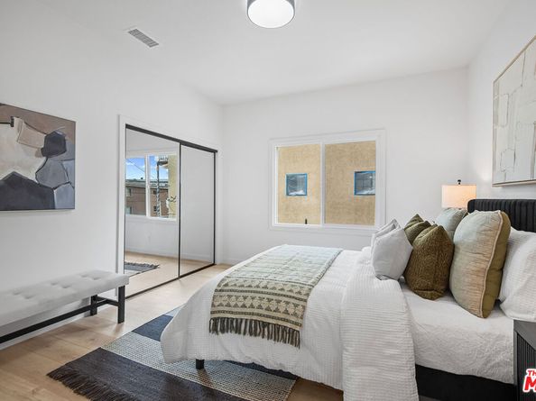 3626 E 1st Street, Long Beach CA 90803