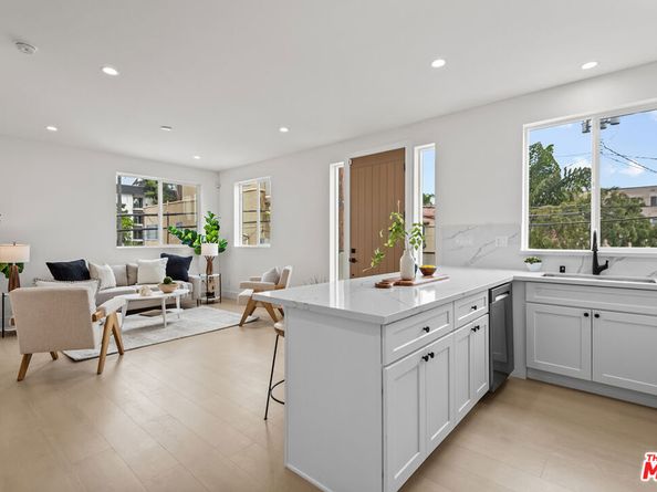 3626 E 1st Street, Long Beach CA 90803