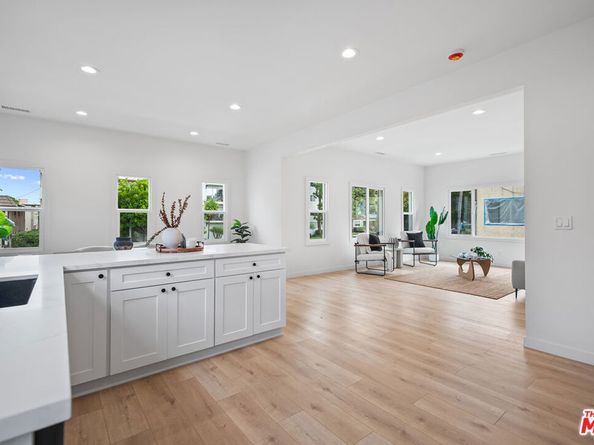 3626 E 1st Street, Long Beach CA 90803