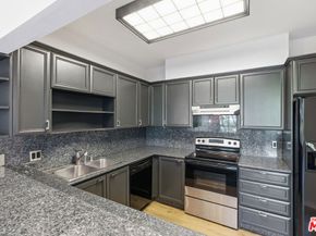 8960 Cynthia Street 109, West Hollywood CA 90069