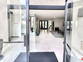 8960 Cynthia Street 109, West Hollywood CA 90069