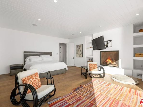 27212 Pacific Coast Highway, Malibu CA 90265