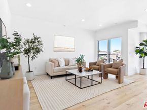 542 1/2 N Serrano Avenue, Los Angeles CA 90004