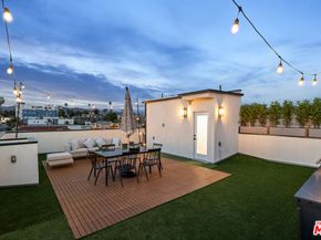 542 1/2 N Serrano Avenue, Los Angeles CA 90004