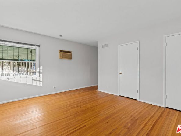 5733 Colfax Avenue, North Hollywood CA 91601