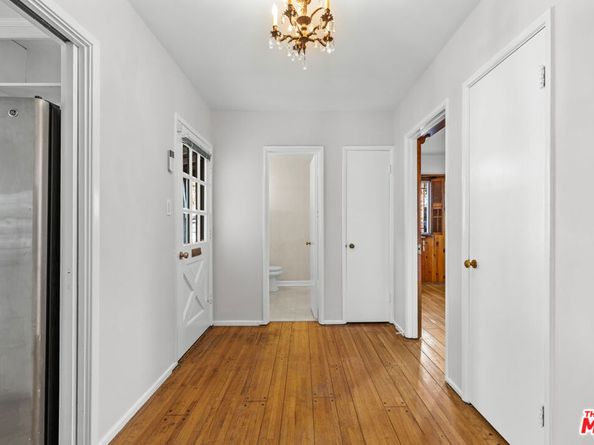 5733 Colfax Avenue, North Hollywood CA 91601