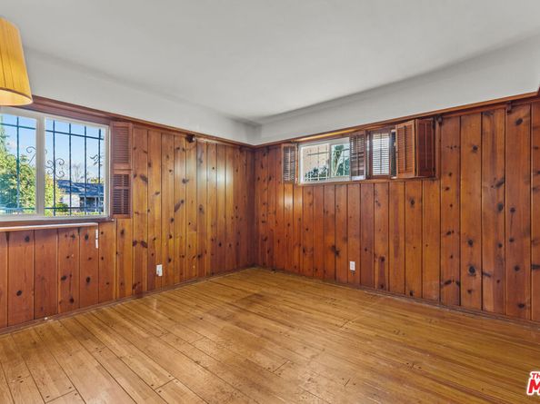 5733 Colfax Avenue, North Hollywood CA 91601