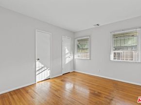 5733 Colfax Avenue, North Hollywood CA 91601