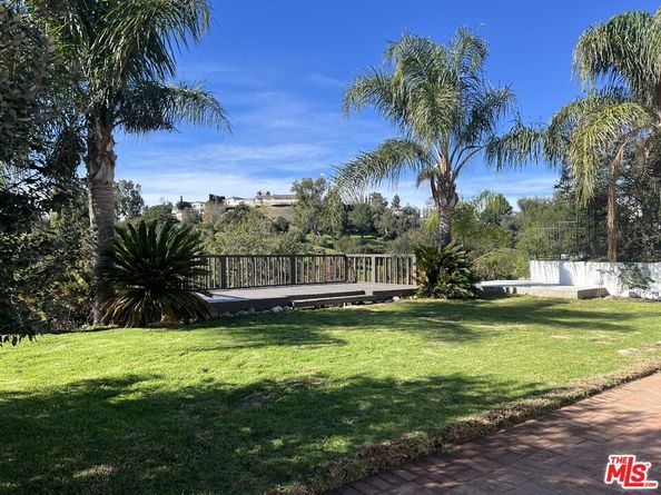 11657 Porter Valley Drive, Porter Ranch CA 91326