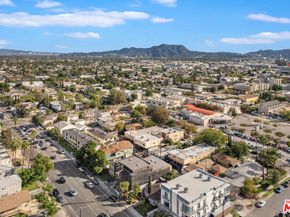 11447 Tiara Street 1, North Hollywood CA 91601