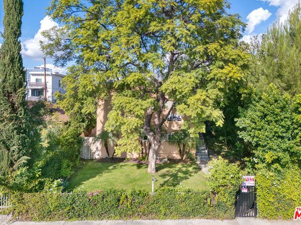 11447 Tiara Street 1, North Hollywood CA 91601