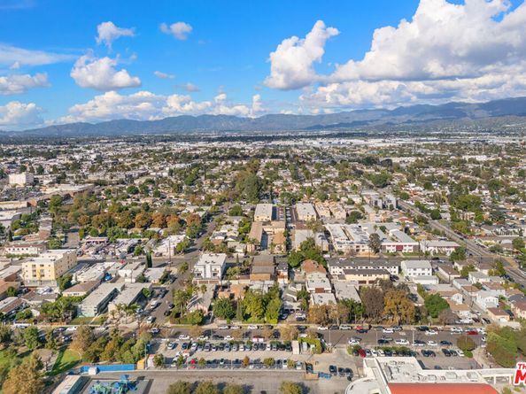 11447 Tiara Street 1, North Hollywood CA 91601