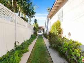 486 S Sherbourne Drive, Los Angeles CA 90048