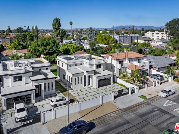 6723 Sunnyslope Avenue, Van Nuys CA 91401