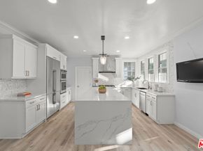 1250 S Windsor Boulevard, Los Angeles CA 90019