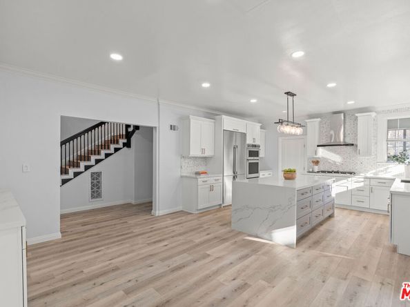 1250 S Windsor Boulevard, Los Angeles CA 90019