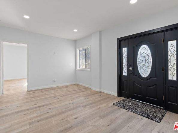 1250 S Windsor Boulevard, Los Angeles CA 90019