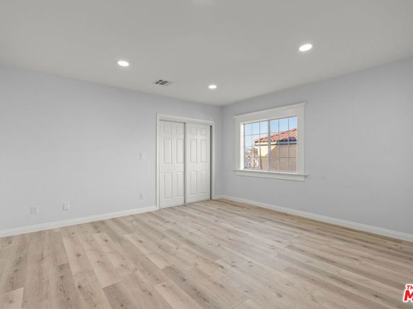 1250 S Windsor Boulevard, Los Angeles CA 90019