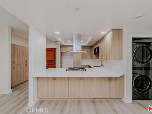 1138 S Serrano Avenue 102, Los Angeles CA 90006