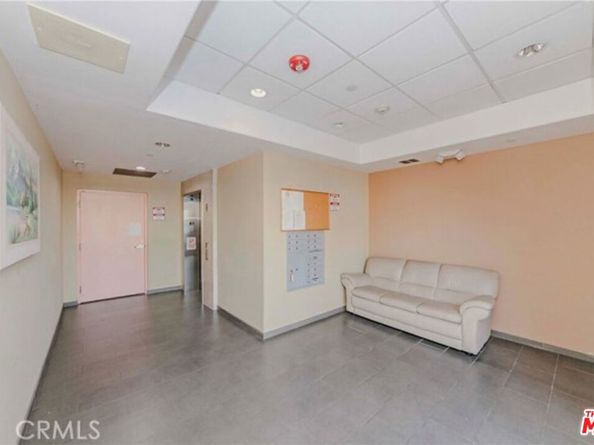 1138 S Serrano Avenue 102, Los Angeles CA 90006