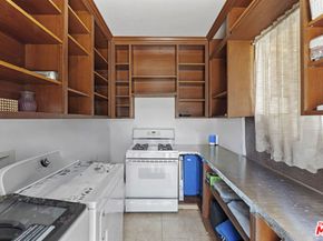 1430 N Dominion Avenue, Pasadena CA 91104