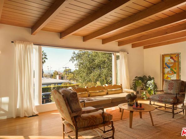 10816 Redmont Avenue, Tujunga CA 91042