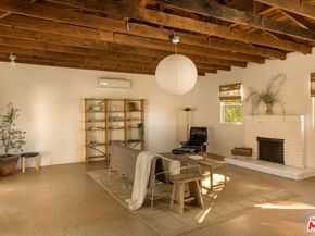 10816 Redmont Avenue, Tujunga CA 91042