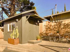 10816 Redmont Avenue, Tujunga CA 91042