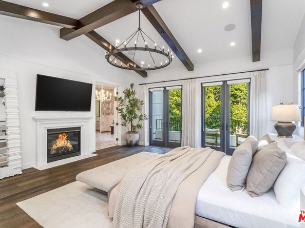 820 N Vista Street, Los Angeles CA 90046