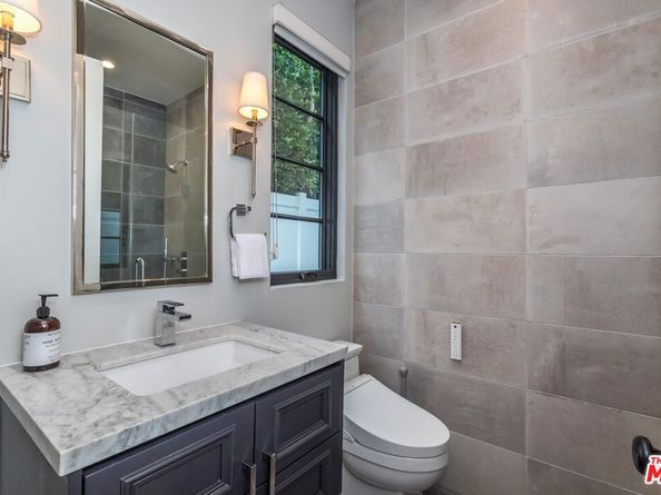 820 N Vista Street, Los Angeles CA 90046