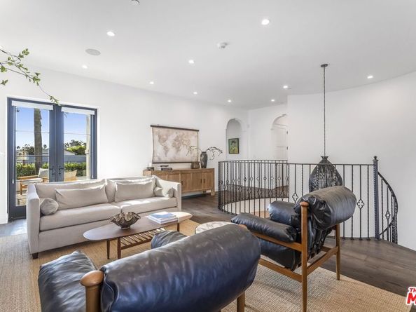 820 N Vista Street, Los Angeles CA 90046