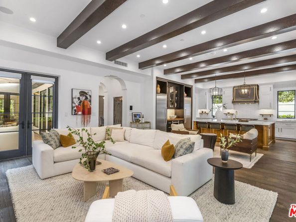 820 N Vista Street, Los Angeles CA 90046