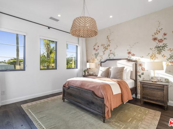 820 N Vista Street, Los Angeles CA 90046