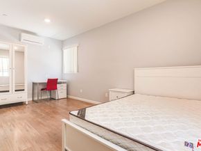 1259 W 36th Place, Los Angeles CA 90007