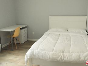 1259 W 36th Place, Los Angeles CA 90007