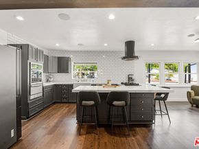 9916 Rathburn Avenue, Northridge CA 91325