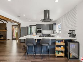 9916 Rathburn Avenue, Northridge CA 91325