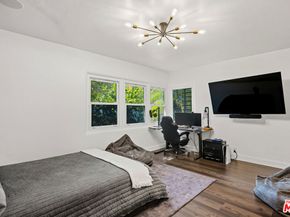 9916 Rathburn Avenue, Northridge CA 91325