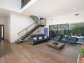 362 N Norton Avenue, Los Angeles CA 90004